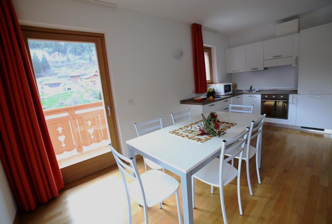 Residence Rose Valdisotto Bagian luar foto